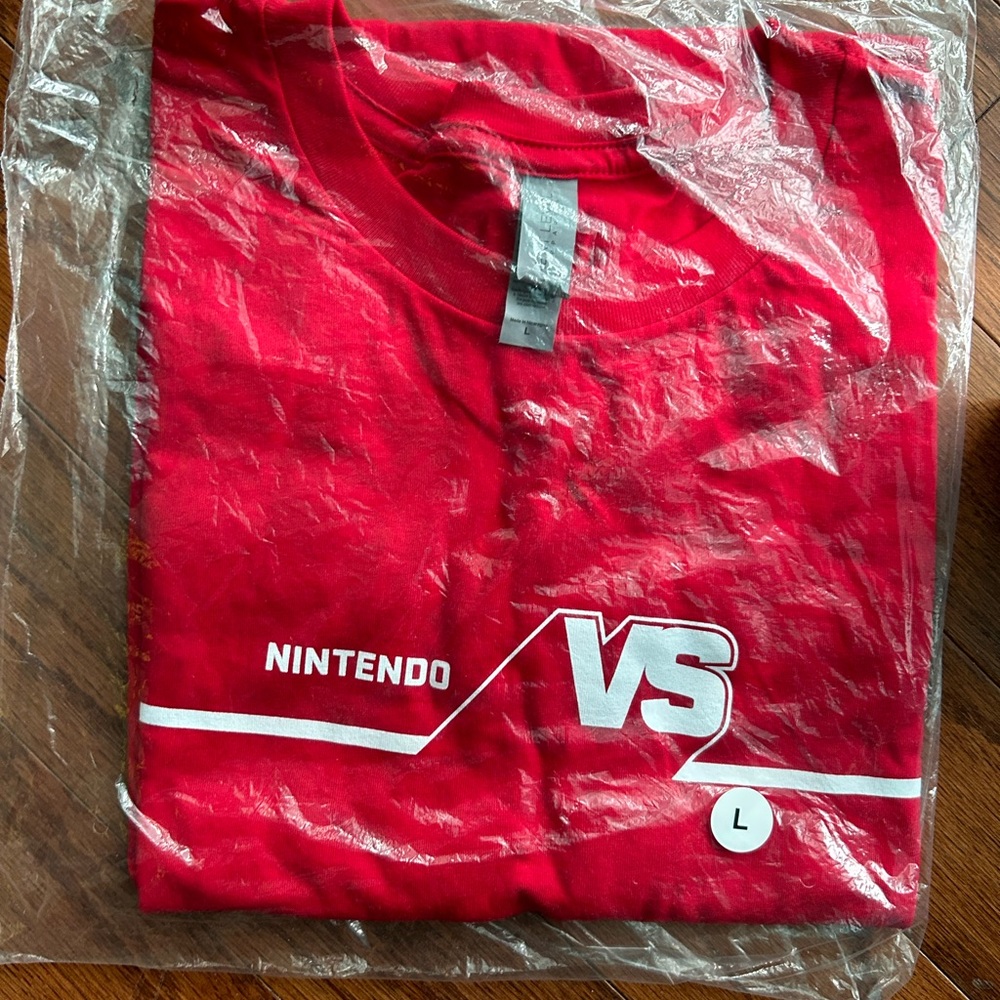 Brand new Nintendo Switch tshirt! Nintendo v/s
